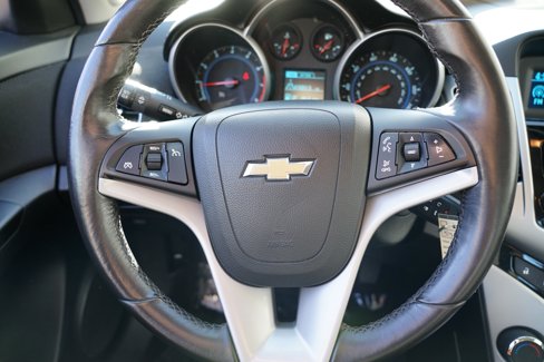 Used 2014 Chevrolet Cruze LT image 23