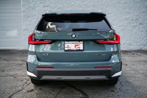Used 2023 BMW X1 xDrive28i image 13