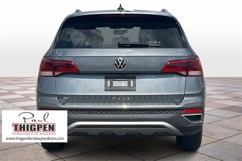 Used 2022 Volkswagen Taos SE image 4