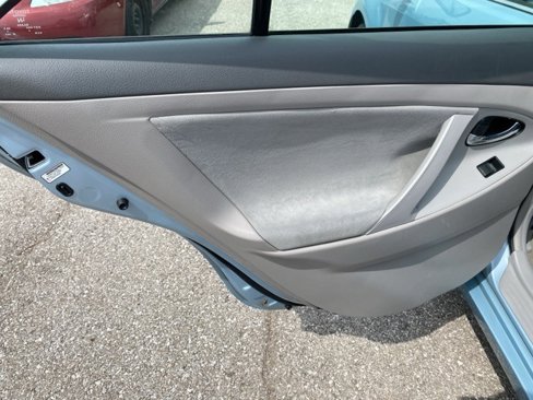 Used 2009 Toyota Camry LE image 20