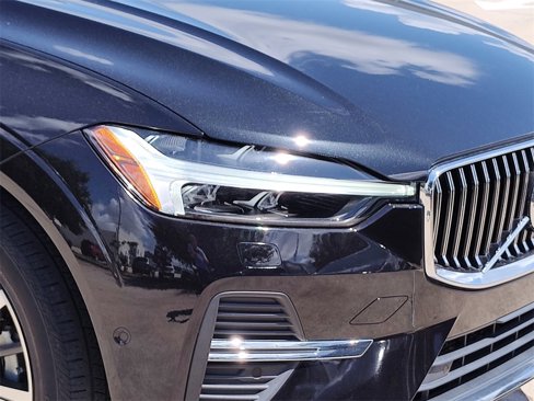 Used 2022 Volvo XC60 B5 Inscription w/ Advanced Package image 16