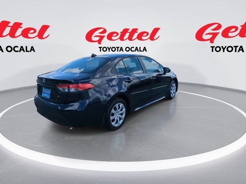 Used 2023 Toyota Corolla LE image 8