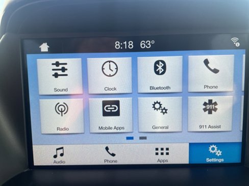 Used 2019 Ford Escape SEL image 4