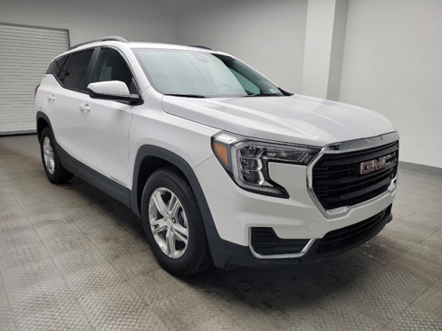Used 2022 GMC Terrain SLE w/ Driver Convenience Package image 13
