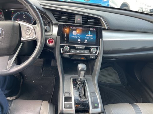 Used 2018 Honda Civic Touring image 10