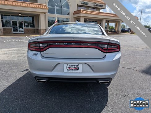 Used 2023 Dodge Charger SXT image 4