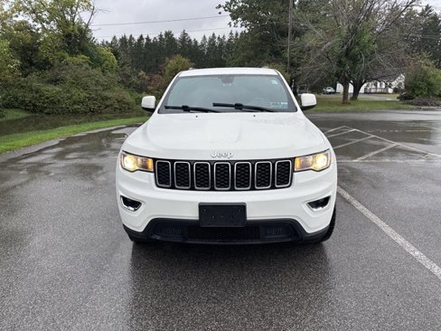 Used 2018 Jeep Grand Cherokee Laredo image 8