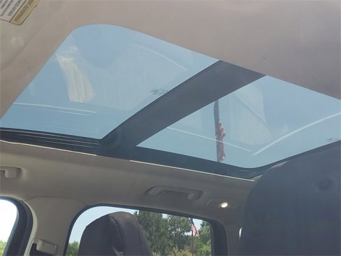 Used 2017 Ford Escape Titanium image 14