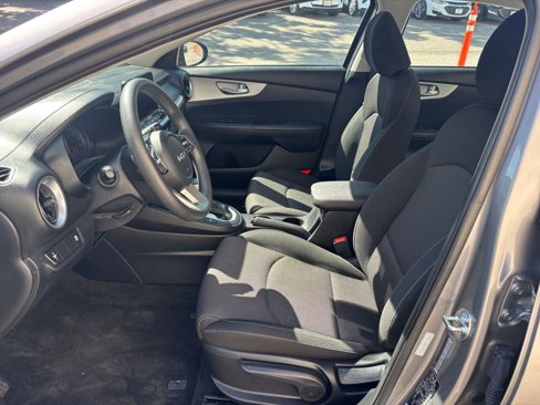 Used 2024 Kia Forte LXS image 27