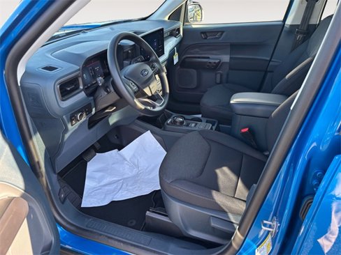 New 2025 Ford Maverick XL image 9