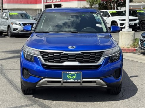 Used 2021 Kia Seltos LX image 2