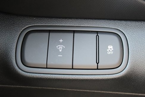 New 2025 Hyundai Venue SEL image 14