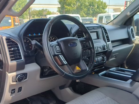 Used 2016 Ford F150 XLT w/ Equipment Group 301A Mid image 11