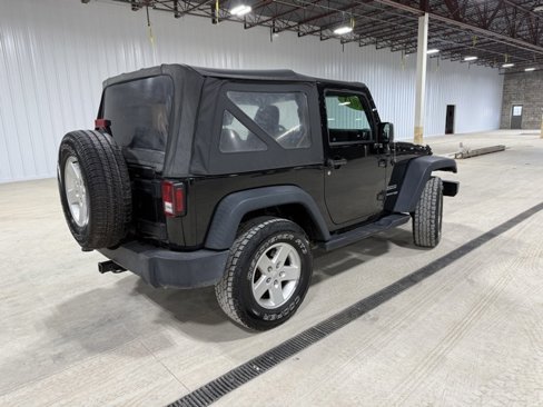 Used 2018 Jeep Wrangler Sport image 6