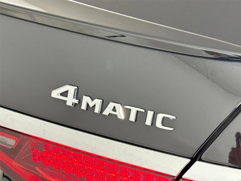Used 2022 Mercedes-Benz S 500 4MATIC w/ AMG Line Package image 35