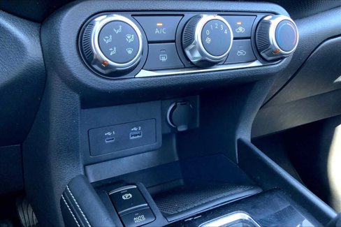 Used 2024 Nissan Kicks SV image 27