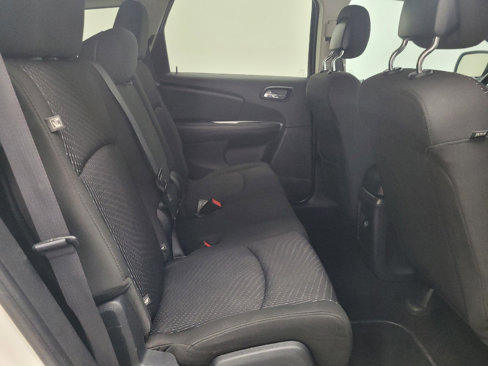 Used 2017 Dodge Journey SE w/ Flexible Seating Group image 19