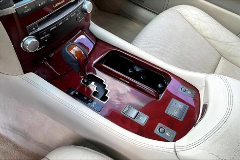 Used 2010 Lexus LS 460 image 16