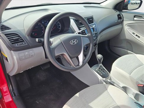 Used 2015 Hyundai Accent GLS image 10