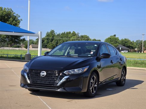 Used 2024 Nissan Sentra SV image 3