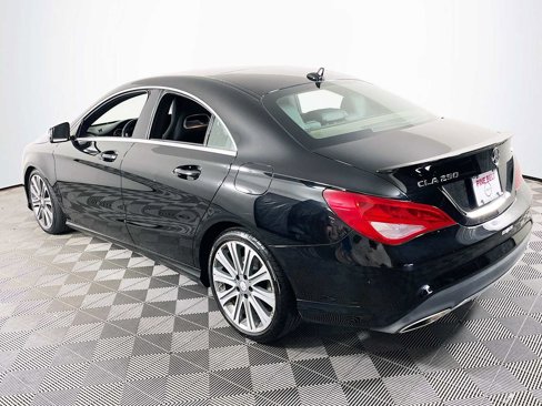 Used 2018 Mercedes-Benz CLA 250 4MATIC image 6