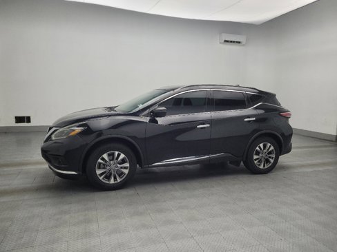 Used 2018 Nissan Murano SV image 2