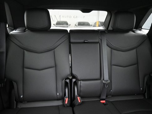 New 2025 Cadillac XT5 Luxury image 14