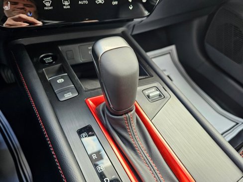 New 2025 Nissan Kicks SR w/ SR Premium Package image 35