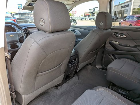 Used 2020 Chevrolet Traverse LT w/ Driver Confidence II Package image 26