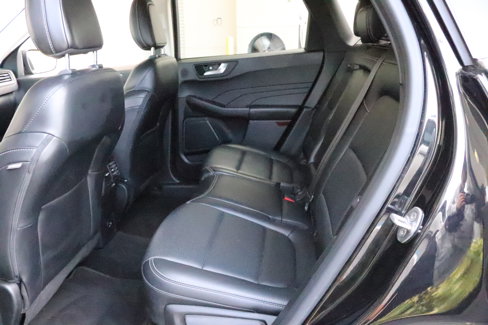 Used 2021 Ford Escape Titanium image 15