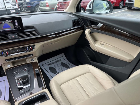 Used 2019 Audi Q5 2.0T Premium w/ Convenience Package image 23