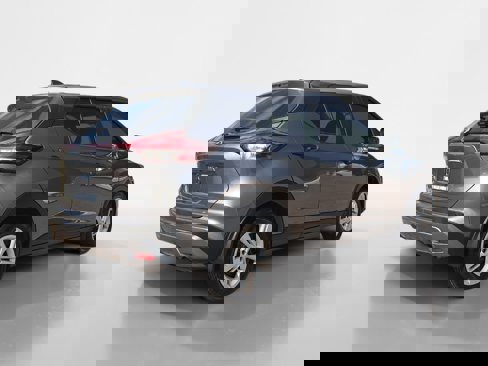 Used 2021 Nissan Kicks S image 3