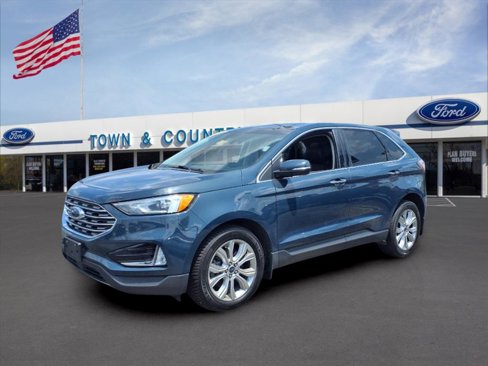 Used 2019 Ford Edge Titanium w/ Cold Weather Package image 7
