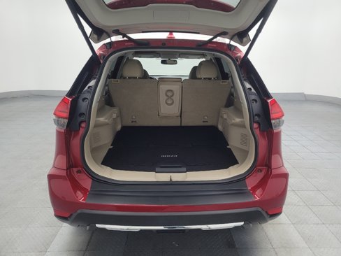 Used 2017 Nissan Rogue SV w/ SV Premium Package image 29