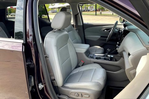 Used 2019 Chevrolet Traverse LT w/ LT Premium Package image 8