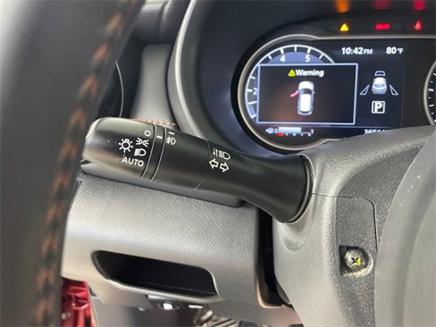 Used 2019 Nissan Kicks SR image 13