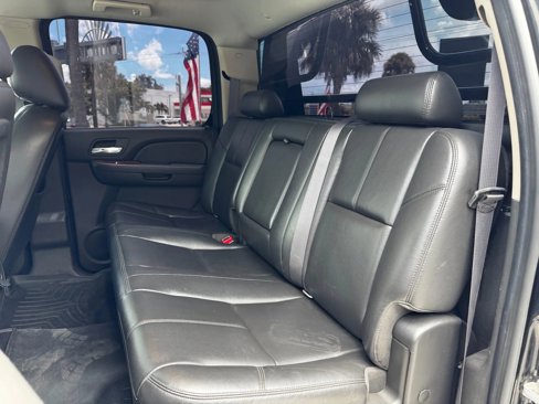 Used 2011 Chevrolet Silverado 3500 LTZ image 24