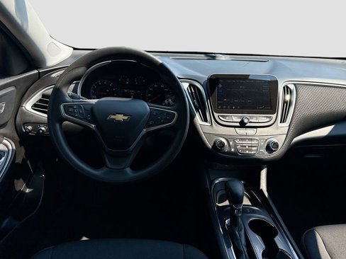 Used 2023 Chevrolet Malibu LT w/ Driver Confidence Package image 21