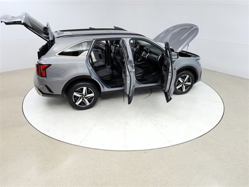 Used 2021 Kia Sorento EX w/ Panoramic Sunroof Package image 24