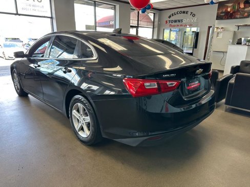 Used 2019 Chevrolet Malibu LS w/ LPO, Convenience Package 1 image 10