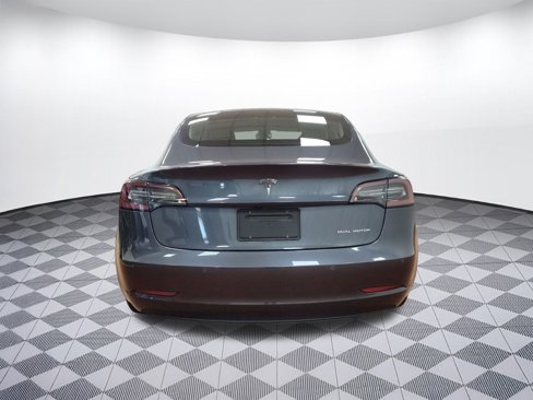 Used 2019 Tesla Model 3 Long Range image 9