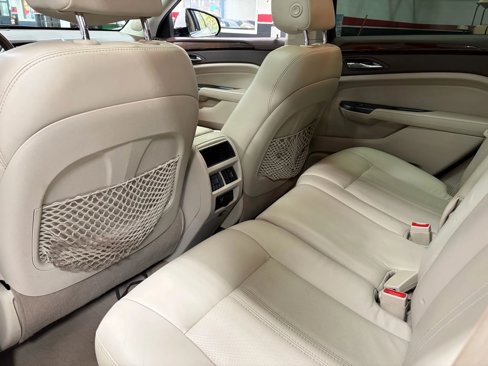 Used 2015 Cadillac SRX Luxury w/ Driver Awareness Package image 24