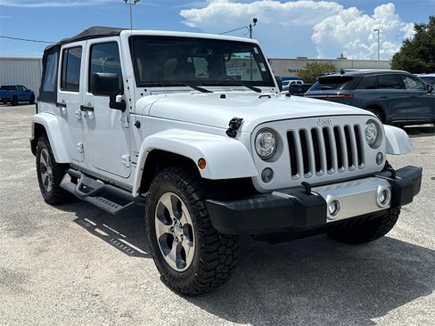 Used 2018 Jeep Wrangler Unlimited Sahara image 7