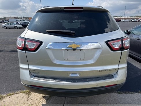 Used 2015 Chevrolet Traverse LT image 5