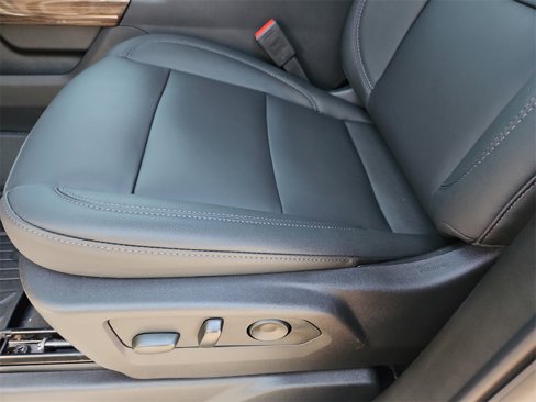 New 2026 Chevrolet Silverado 1500 LT w/ Z71 Off-Road Package image 21