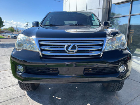 Used 2013 Lexus GX 460 image 2