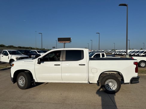 Used 2020 Chevrolet Silverado 1500 W/T w/ WT Value Package image 3