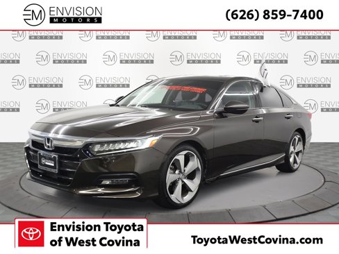 Used 2018 Honda Accord Touring image 1