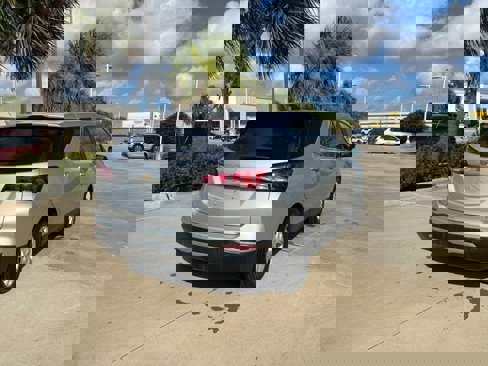 Used 2022 Chevrolet Equinox LT image 4