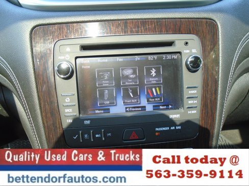 Used 2017 Chevrolet Traverse LT w/ Traveler's Package image 16